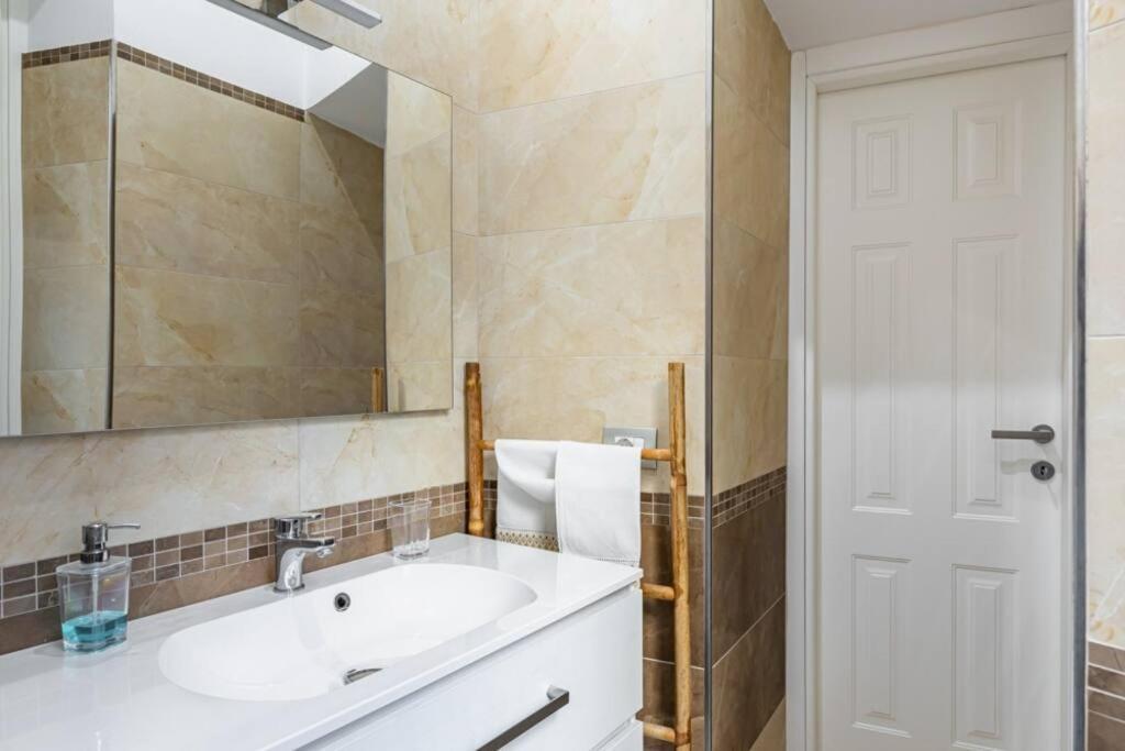 Stradivari Suite Roma Экстерьер фото